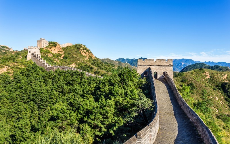 Visit the Great Wall with Kids - Fun and Educational