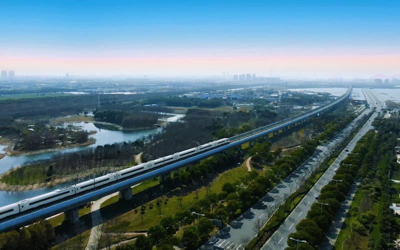 Beijing-Zhengzhou Trains