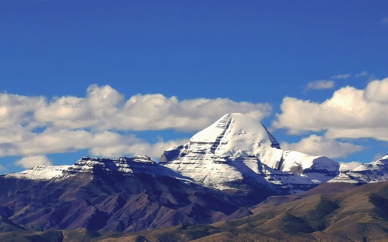 山Kailash: Breathtaking Remote Pilgrimage Site